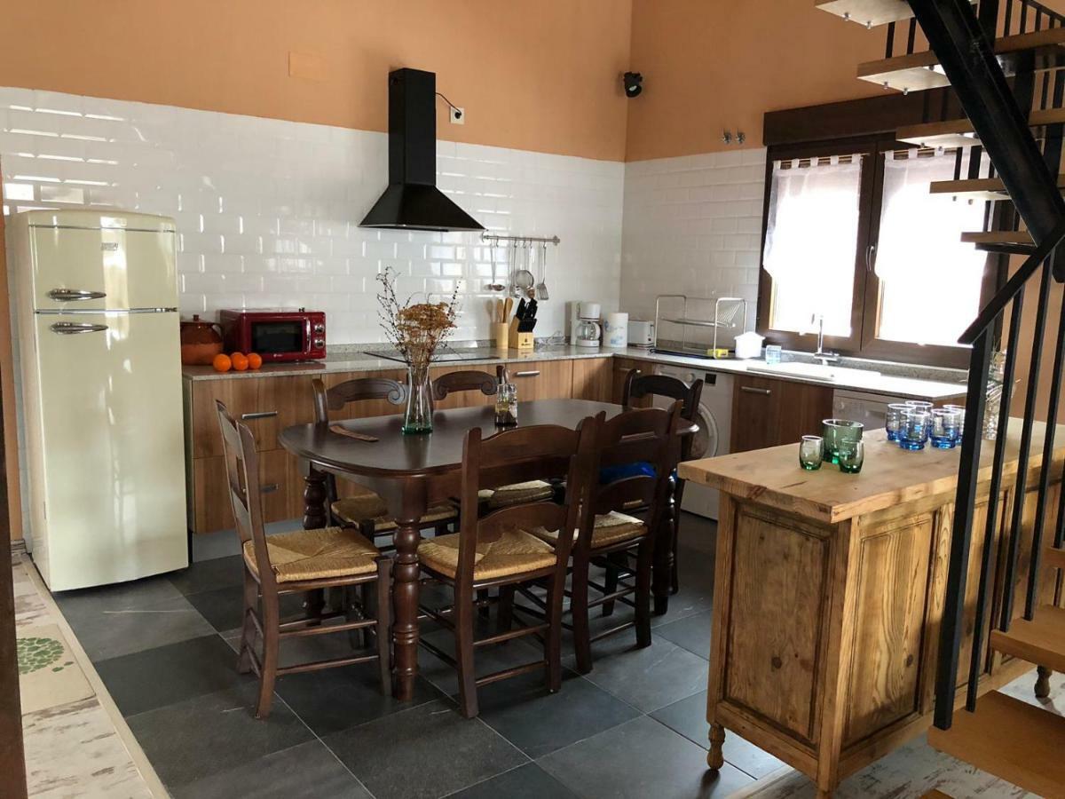 Villa La Salceda à Torre Val De San Pedro Extérieur photo